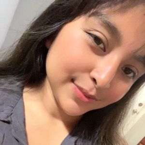 Meet your Posher, Adriana